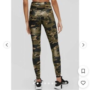 Nike Camouflage Leggings - Green and Black